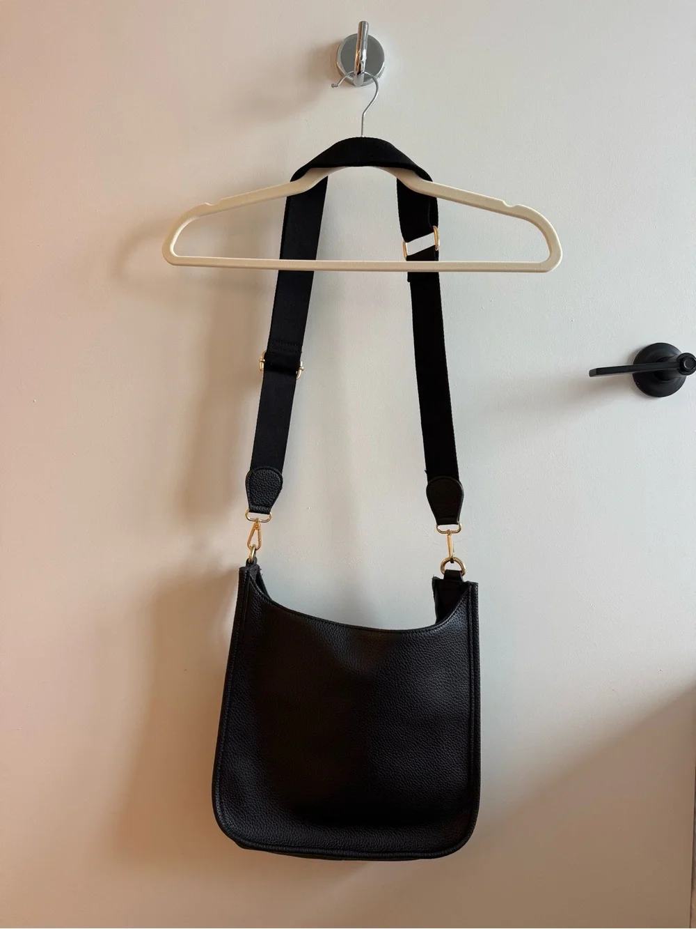 Large Black Crossbody Shoulder Bag